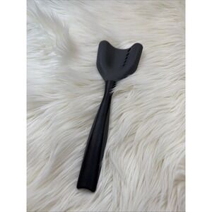 Pampered Chef ~NEW~ SILICONE MIX 'N CHOP SPATULA - Chop + Scoop + Drain + Serve!